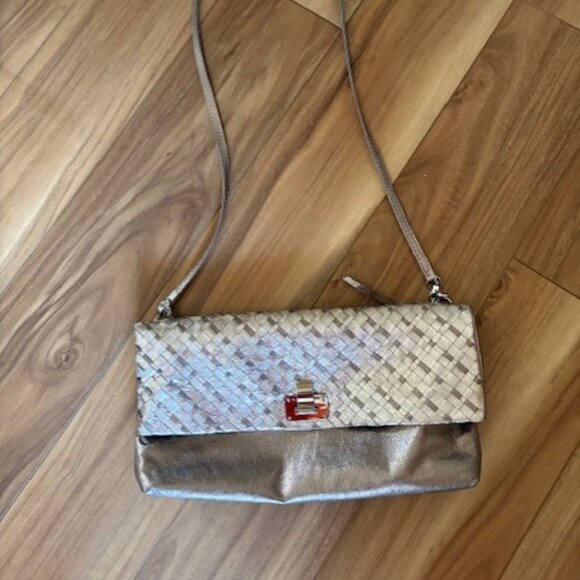 Elliott Lucca Tri-tone Silver Metallic Crossbody / Clutch Purse - Picture 2 of 5